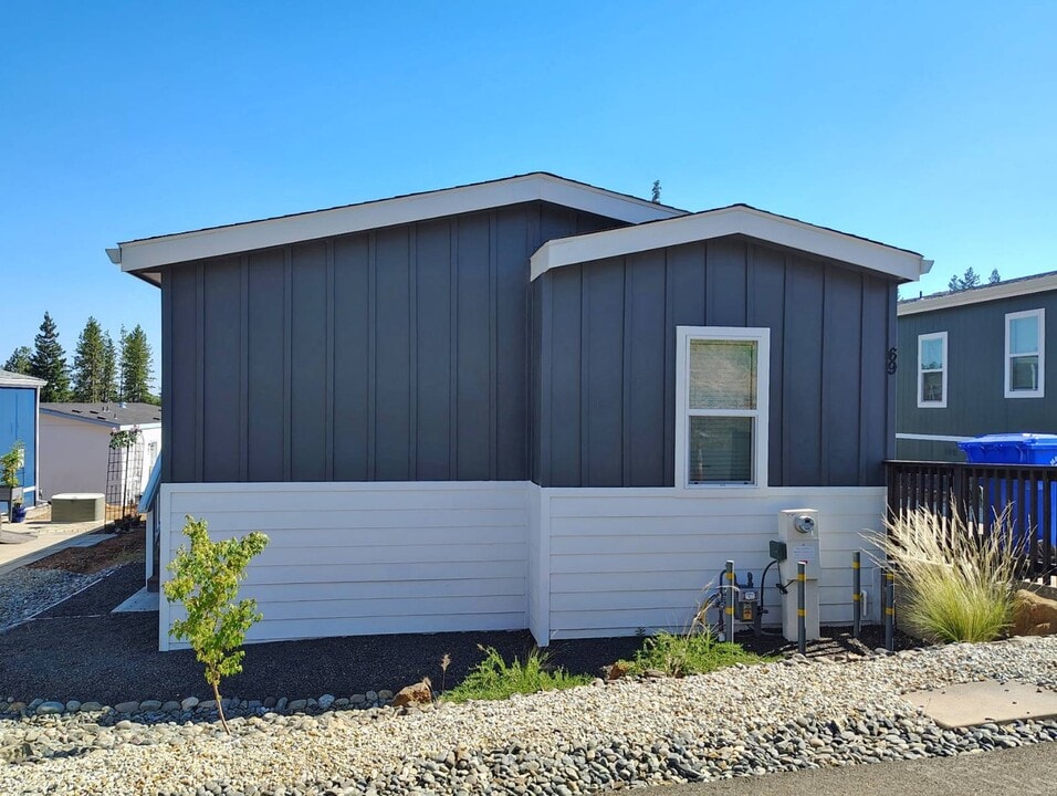 6656 Pentz Rd in Paradise, CA - Building Photo