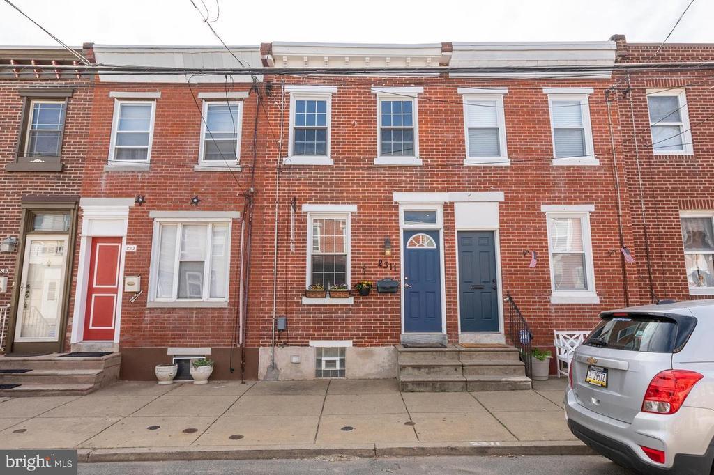 2311 Gaul St in Philadelphia, PA - Building Photo