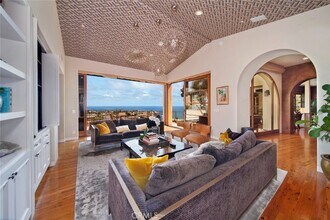 1131 Emerald Bay in Laguna Beach, CA - Building Photo - Building Photo