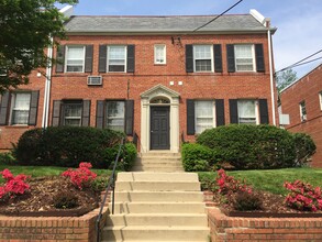 Spring Valley Apartments in Washington, DC - Building Photo - Building Photo