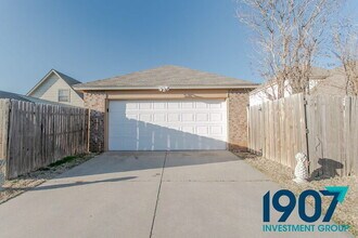 1412 SW 23rd St in Moore, OK - Building Photo - Building Photo