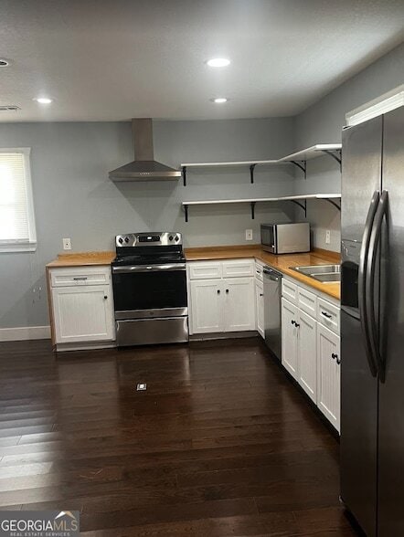 582 Benson St in Hartwell, GA - Building Photo - Building Photo