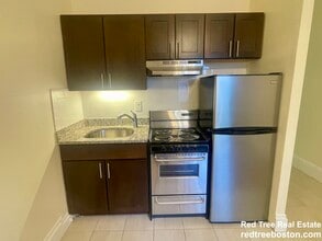 62 Boylston St in Boston, MA - Building Photo - Building Photo