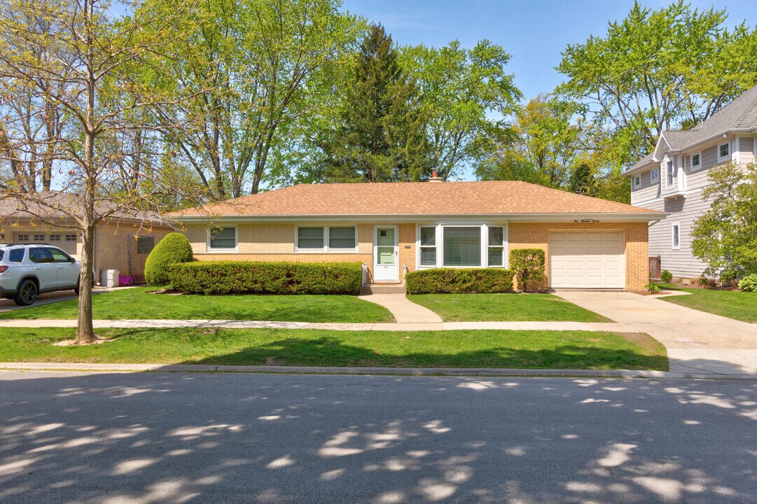 520 S Rammer Ave in Arlington Heights, IL - Building Photo