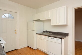 2953 N Seminary, Unit 3 in Chicago, IL - Building Photo - Building Photo