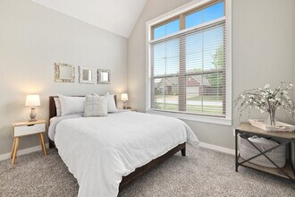 4479 W Putting Green Dr in Fayetteville, AR - Building Photo - Building Photo