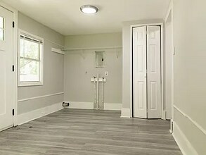 209 S Haugh Ave in Picayune, MS - Foto de edificio - Building Photo