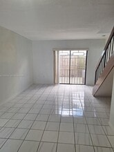11781 SW 18th St in Miami, FL - Building Photo - Building Photo