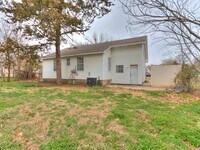 420 W Daws St photo'