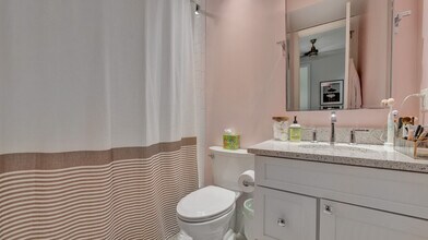 418 7th St SE in Washington, DC - Building Photo - Building Photo