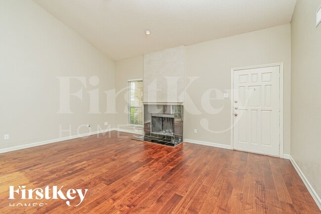 2014 Greencove Dr, Unit 0709-102 in Arlington, TX - Building Photo - Building Photo