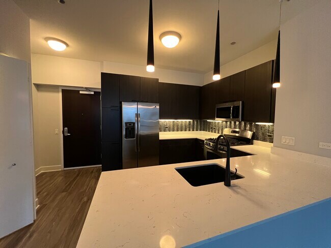 75 E Lake St in Chicago, IL - Building Photo - Building Photo