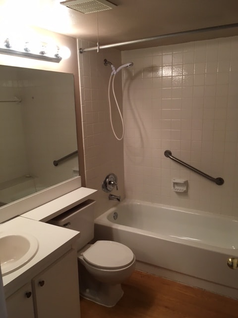 8211 Sun Spring Cir, Unit #73 in Orlando, FL - Building Photo - Building Photo