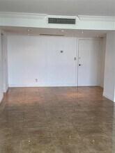 1900 S Ocean Blvd in Pompano Beach, FL - Building Photo - Building Photo