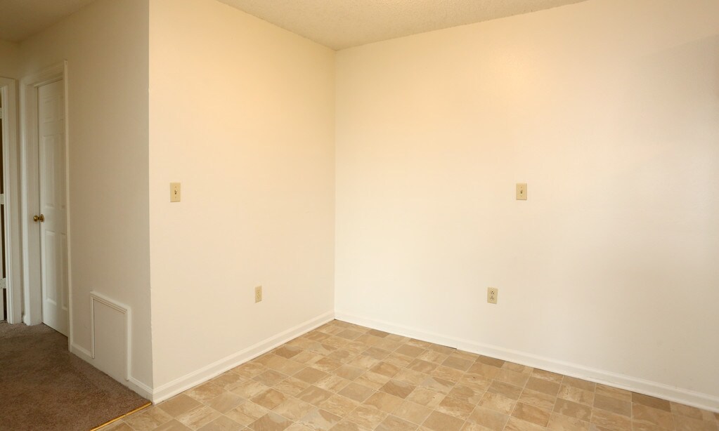 Mallard Cove Apartments in Midlothian, VA