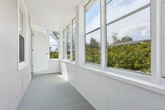 14 East St in Wallingford, CT - Building Photo - Building Photo