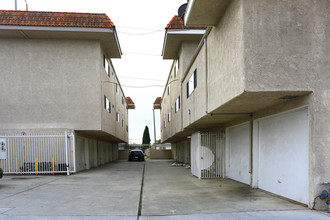 3769-3775 Artesia Blvd in Torrance, CA - Building Photo - Building Photo