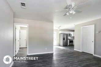 2776 20th Ave SW in Largo, FL - Foto de edificio - Building Photo