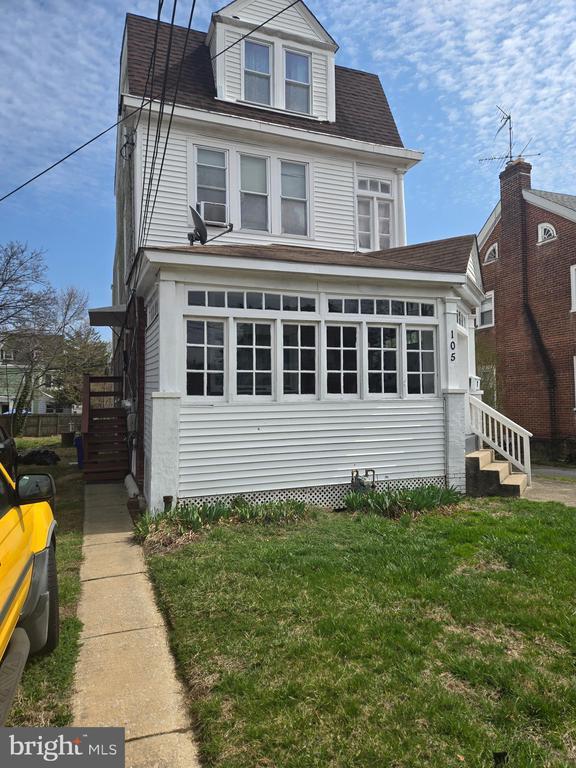 property at 105 W 24th St