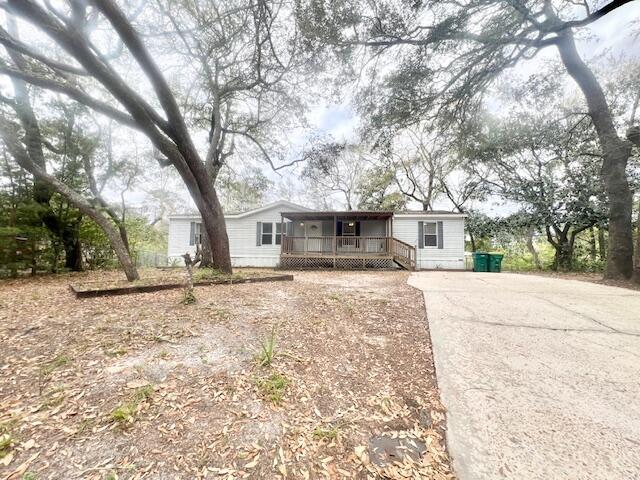 1203 Bay Cir in Niceville, FL - Building Photo