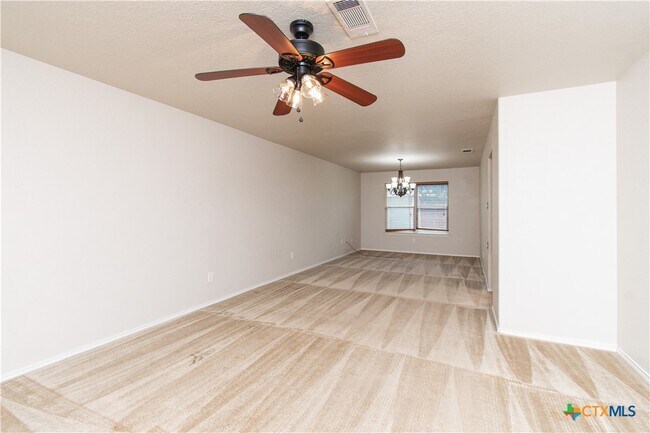 5401 Jitterbug Ct in Killeen, TX - Building Photo - Building Photo