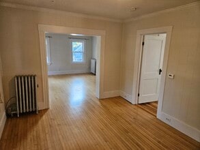 37 High St, Unit 2 in Andover, MA - Building Photo - Building Photo