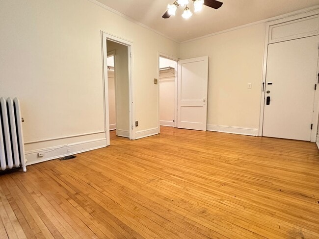 property at 2876 Humboldt Ave S
