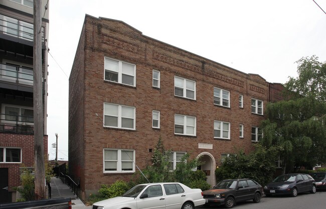 Averill Apartments in Seattle, WA - Foto de edificio - Building Photo