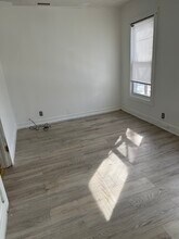 27 Lilac St, Unit 29 in New Haven, CT - Foto de edificio - Building Photo