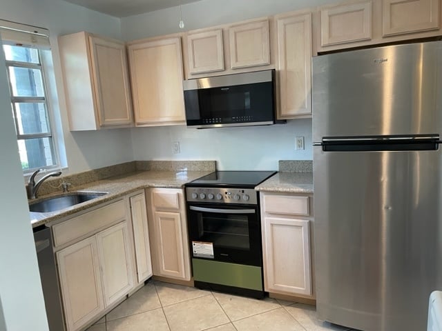 property at 1250 S Denning Dr