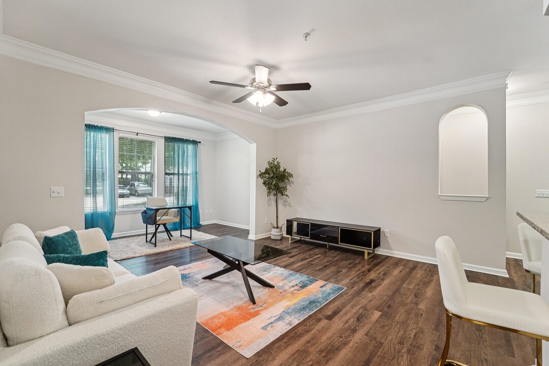 Kingwood Glen in Kingwood, TX - Building Photo