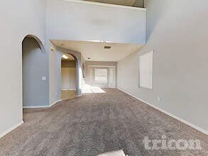 8405 Quarter Horse Dr in Riverview, FL - Building Photo - Building Photo