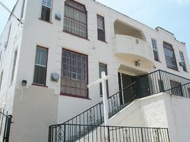 2746 Boulder St Apartments