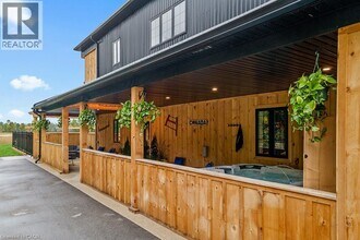 402075 GREY Rd 17 in Georgian Bluffs, ON - Building Photo - Building Photo