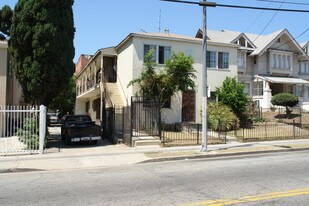 2755 James M Wood Blvd in Los Angeles, CA - Building Photo