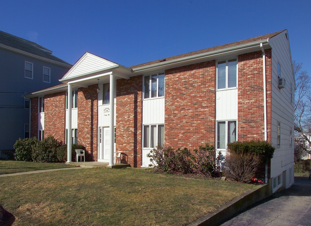 99 Ash St in Fall River, MA - Building Photo