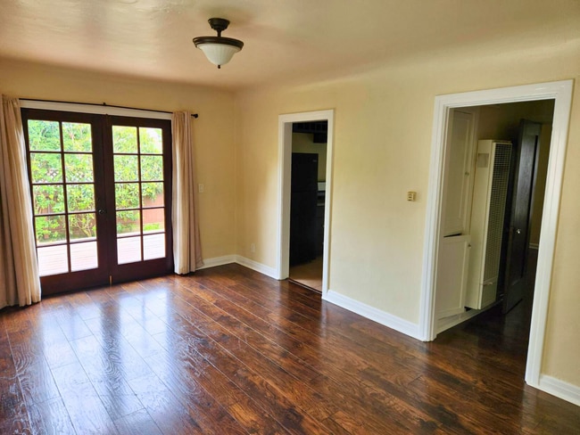 2623 S Alma St in Los Angeles, CA - Building Photo - Building Photo