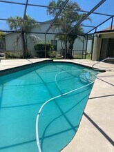 3958 Easton Terrace in Sarasota, FL - Building Photo - Building Photo