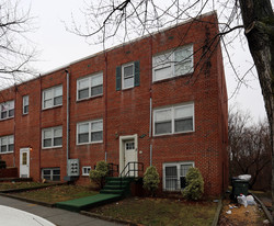 423 Burbank St SE Apartamentos