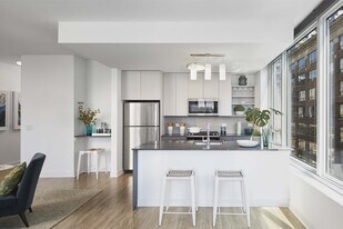 611 S Wells St, Unit 1208 in Chicago, IL - Building Photo