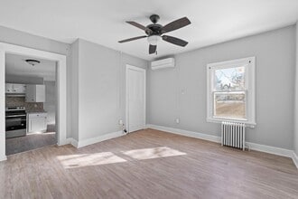 49 S Hamilton St in Poughkeepsie, NY - Building Photo - Building Photo