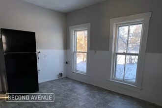 1115 Oneida Ave in Davenport, IA - Building Photo - Building Photo