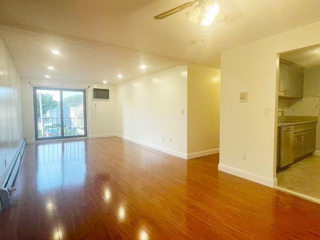 property at 127 King St