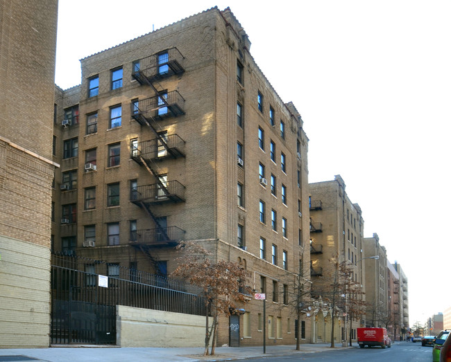 1240 Walton Ave in Bronx, NY - Building Photo - Building Photo