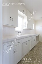 1511 La Playa Ave in San Diego, CA - Building Photo - Building Photo