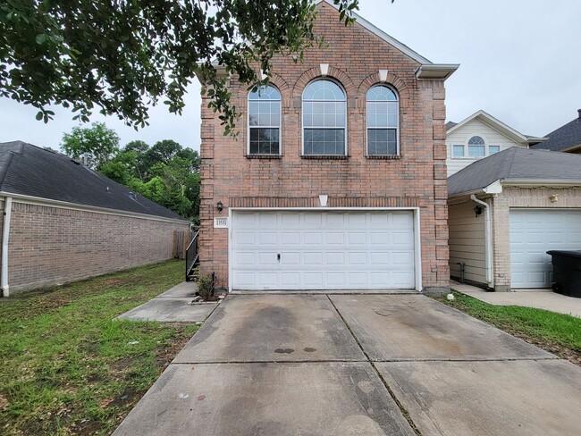 13551 Forest Pines Village Ln in Houston, TX - Foto de edificio - Building Photo