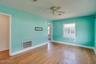 1737 Ridgeway Dr, Unit 315 in Biloxi, MS - Building Photo - Building Photo