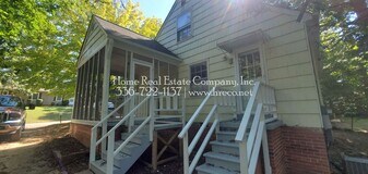 508 Lester Ln in Winston-Salem, NC - Building Photo