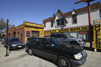 Irving Park Retail in Chicago, IL - Foto de edificio - Building Photo