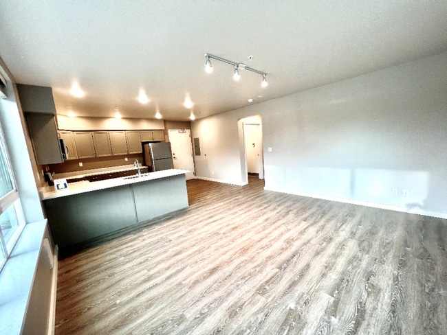 2330 Yakima Ct in Tacoma, WA - Building Photo - Building Photo